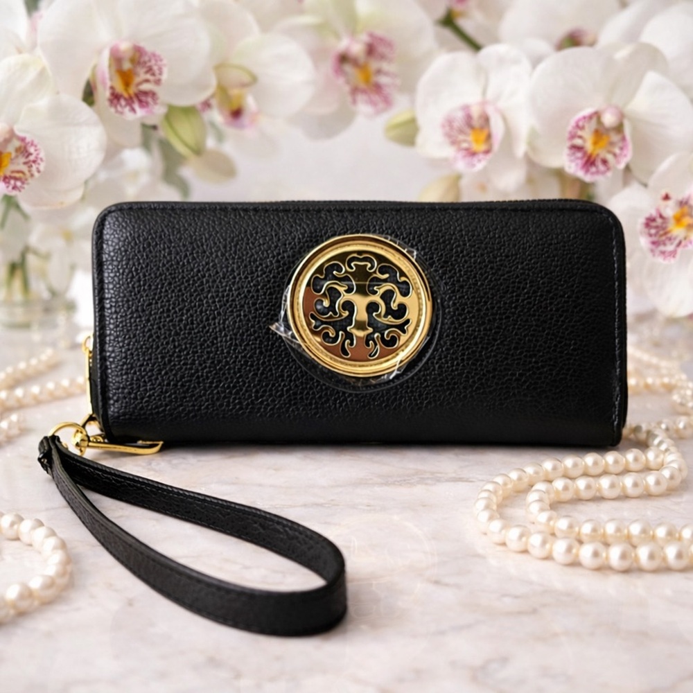 Elegant Black Leather Wristlet with‎ Double Zippers & Gold Accent New